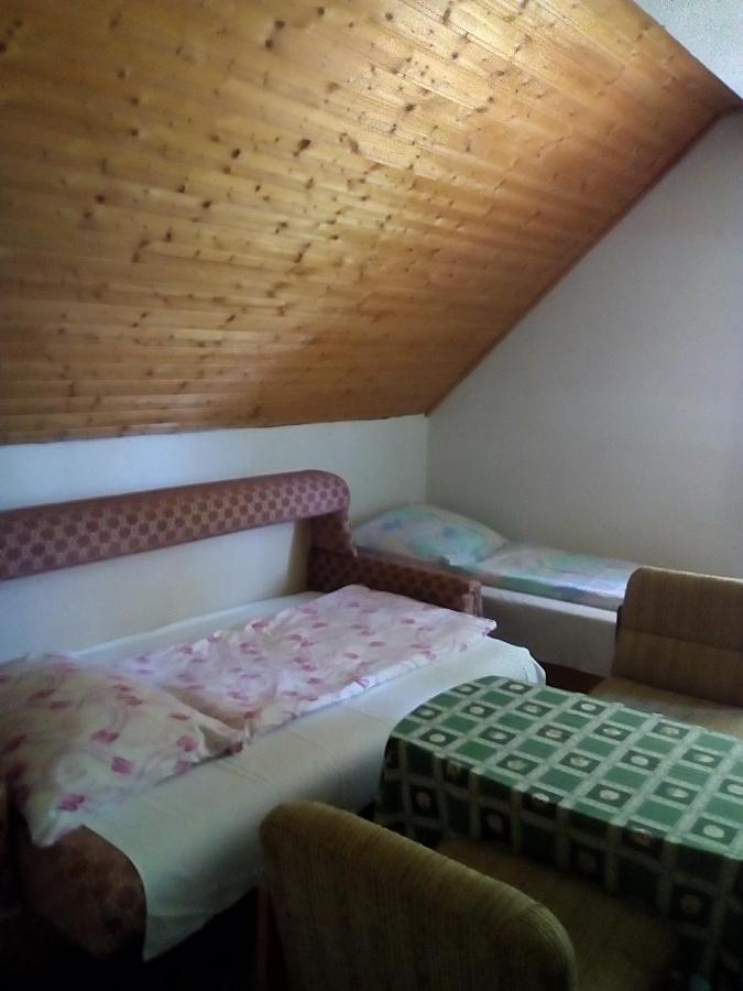 F 106 Vendeghaz Hotell Fertőhomok Eksteriør bilde